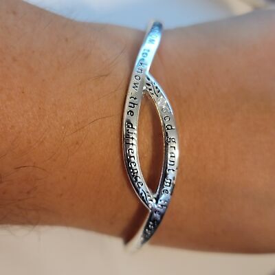Avon - Silver Tone Serenity Prayer Bracelet