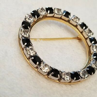 Vintage Round Wreath Rhinestone Black & Clear Brooch