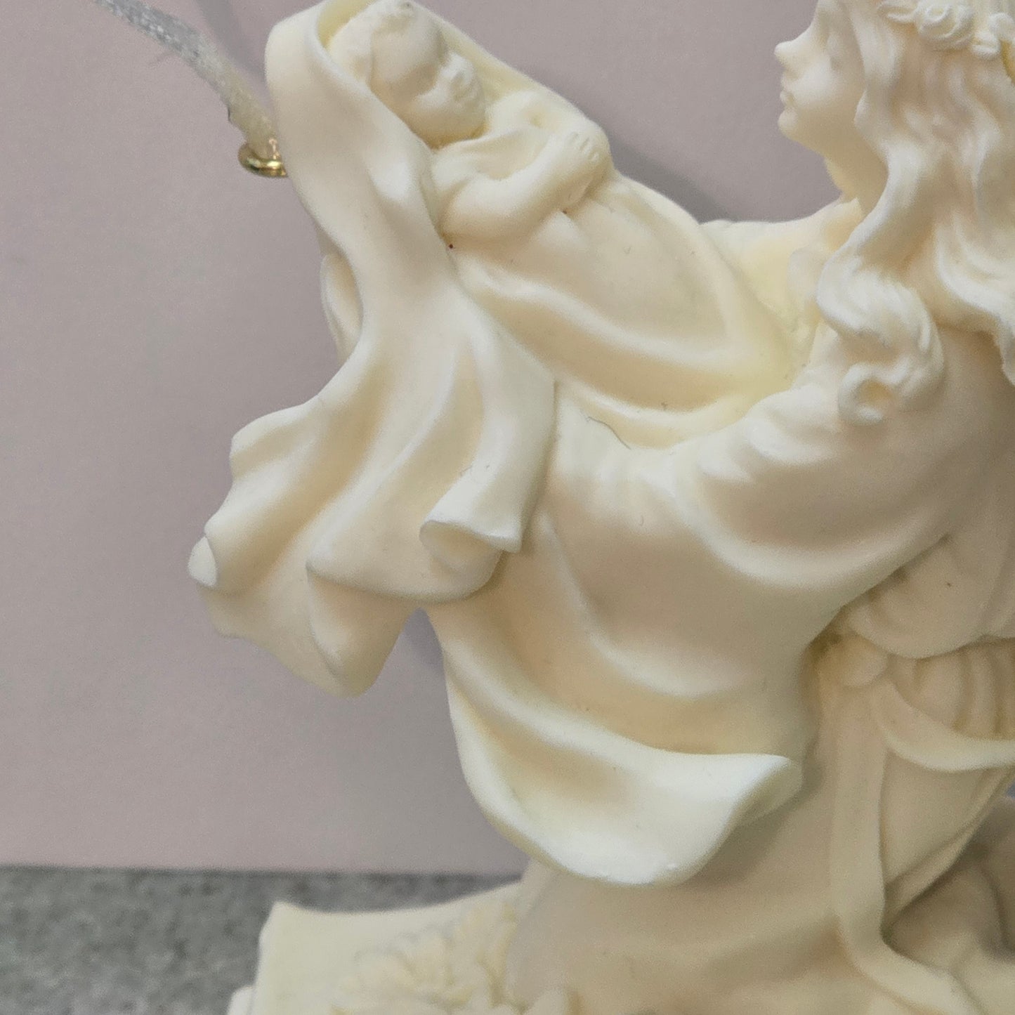 Roman Inc. Angel with Baby Jesus Ornament Figurine 2001 – Christmas Nativity – Hark the Herald Angels Sing