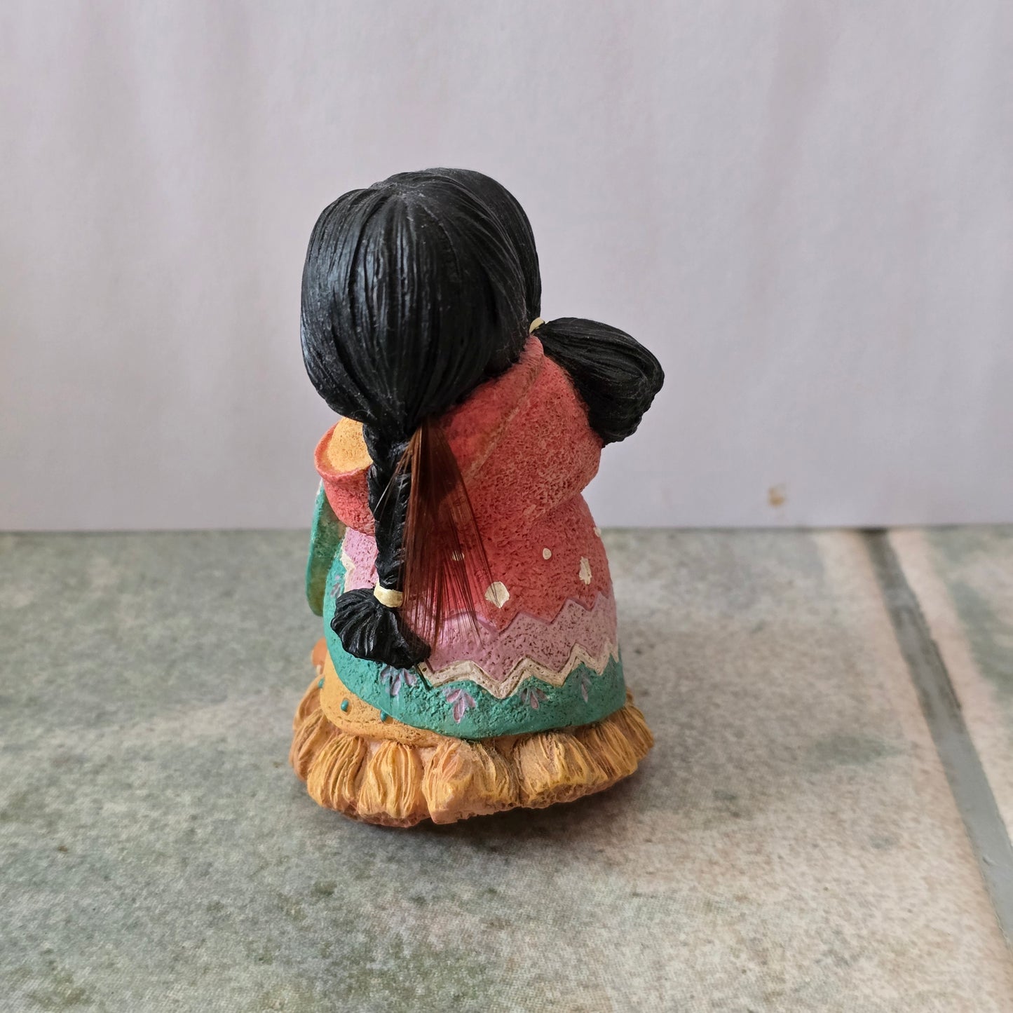 Enesco Friends of the Feather – “Gotta Have A Hug” – 1994 Figurine (#115746)