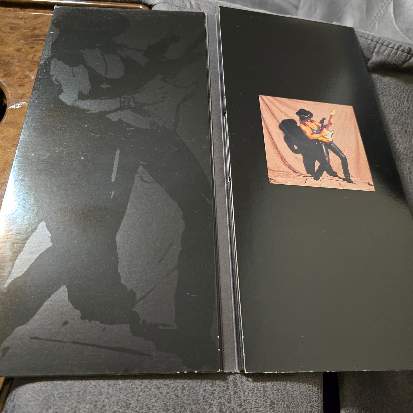 Vintage 1991 Richie Sambora – Stranger In This Town CD Longbox + Promo Pick Necklace