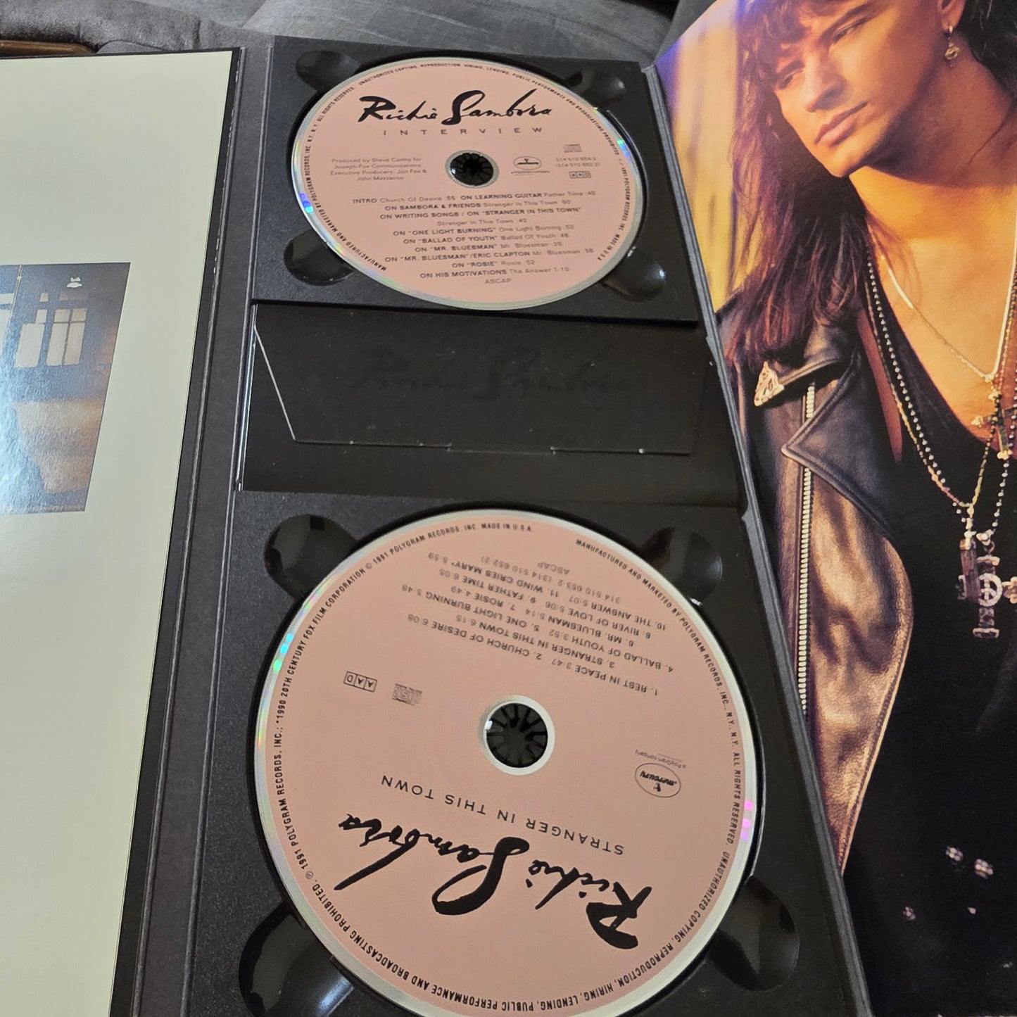 Vintage 1991 Richie Sambora – Stranger In This Town CD Longbox + Promo Pick Necklace