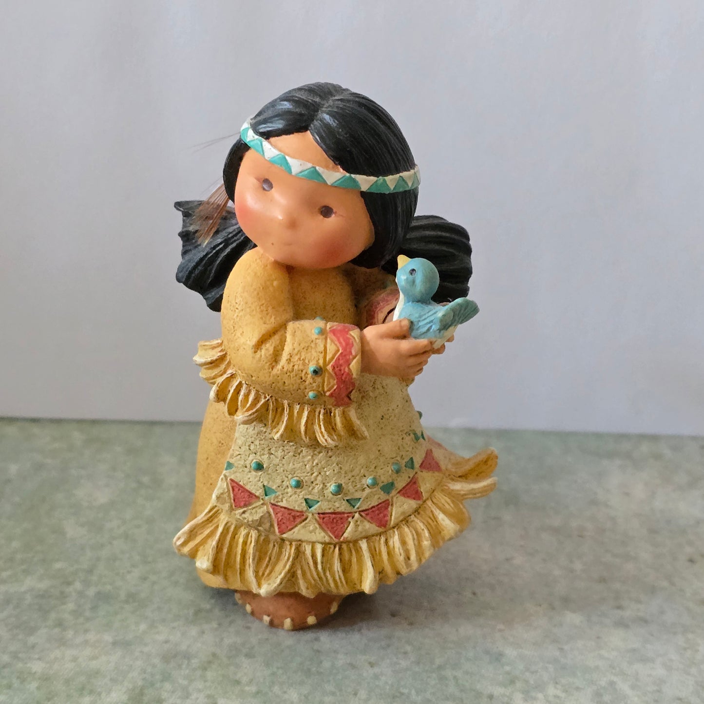 Enesco Friends of the Feather – “Friend To All” – 1994 Figurine (Karen Hahn)