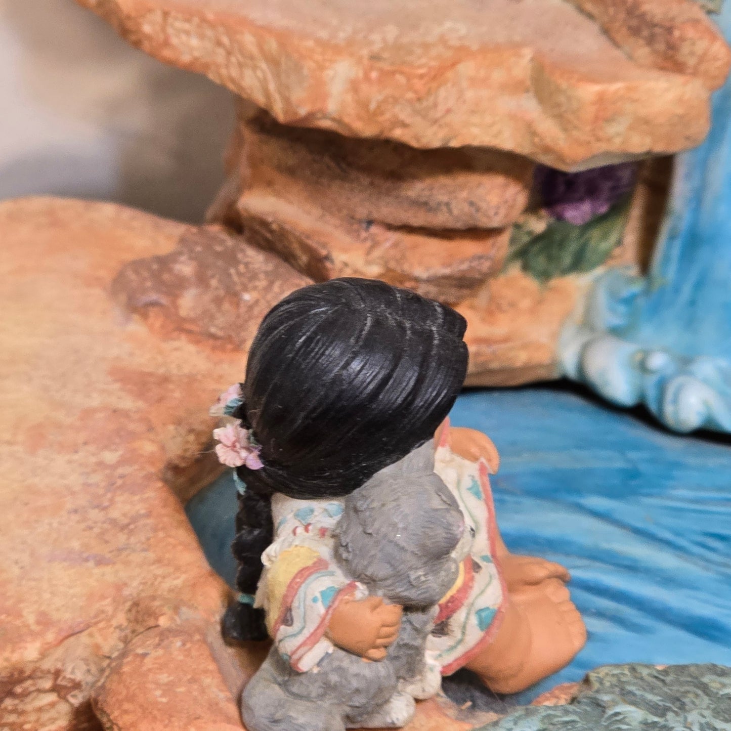 1998 Enesco Friends of the Feather Waterfall Figurine by Karen Hahn