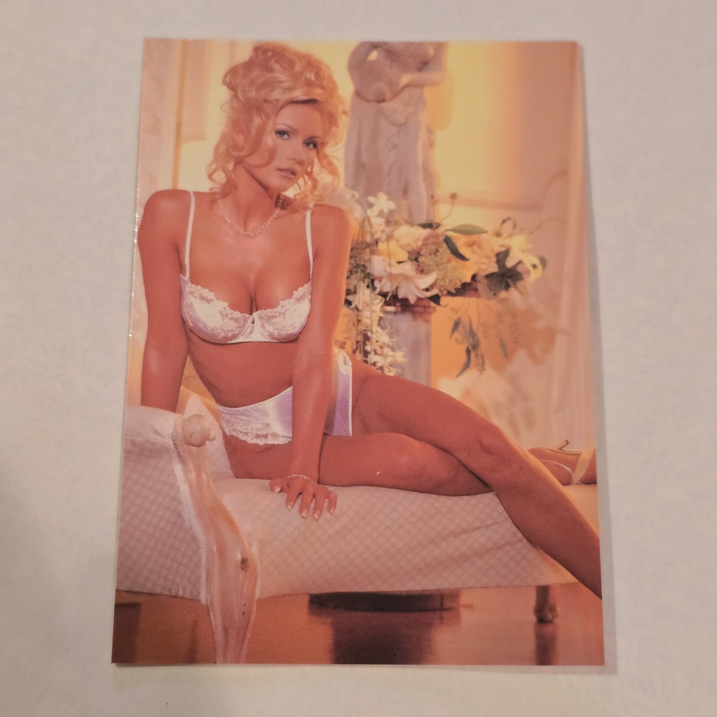 Deanna Merryman “IMAGINE” #02 Vintage Glamour Trading Card