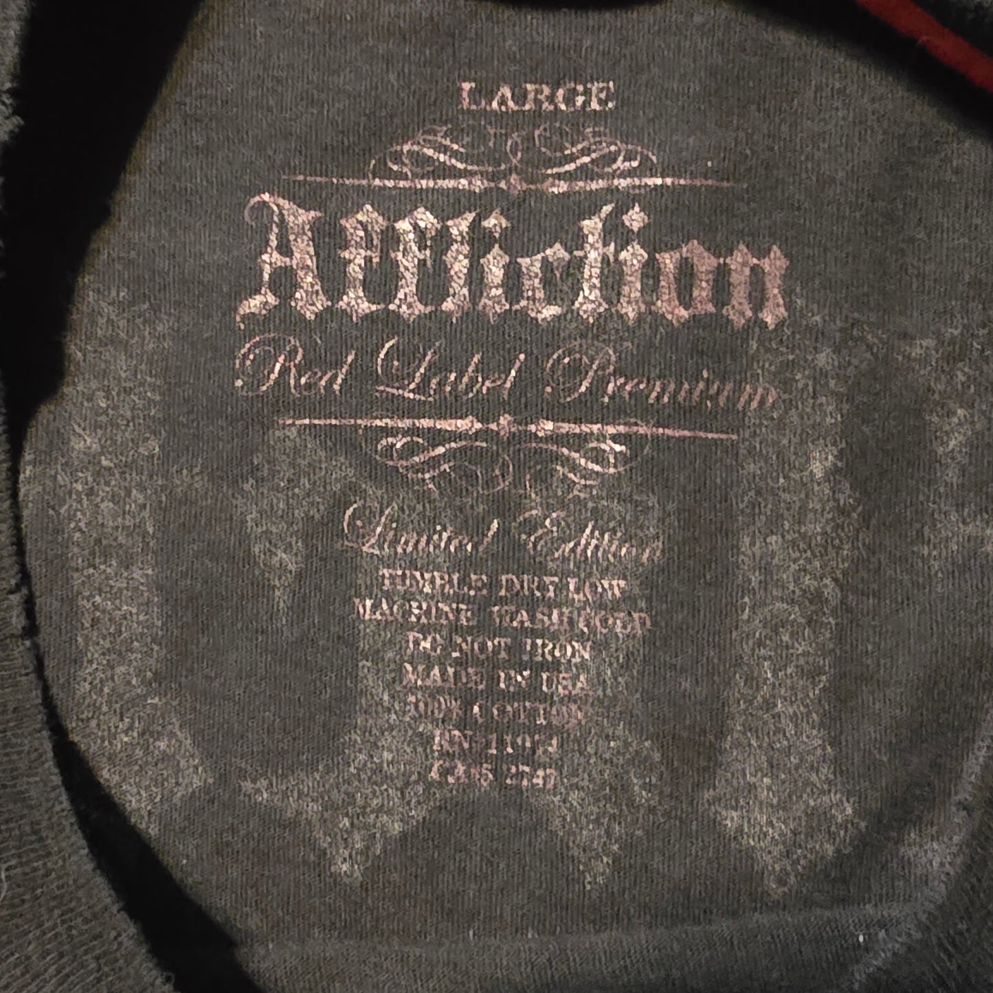 Affliction Red Label Skull Chief Tee – Limited Edition – Men’s Large