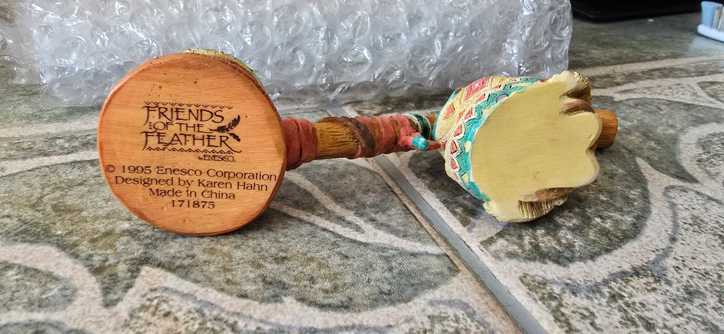 Enesco Friends of the Feather – Pipe Figurine – 1995 (Item #171875)