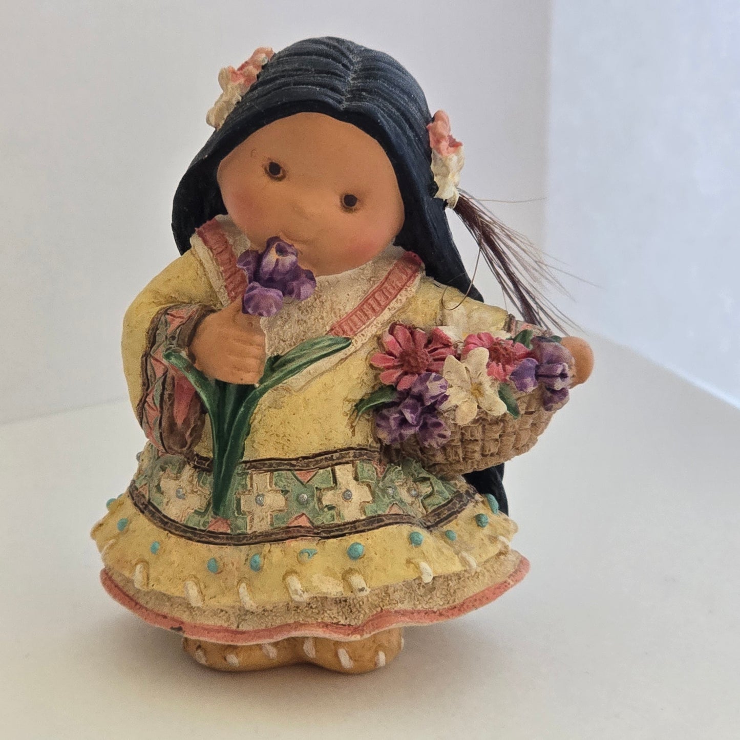 1998 Friends of the Feather – Girl with Flowers Figurine – Enesco – Karen Hahn – 477605
