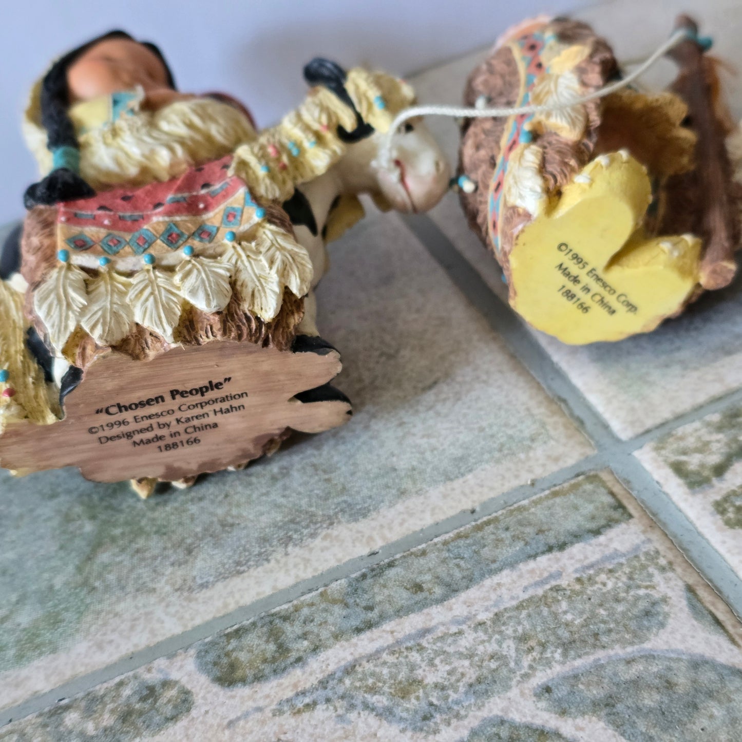 Enesco Friends of the Feather – “Chosen People” – 1996 Figurine Set (#188166)
