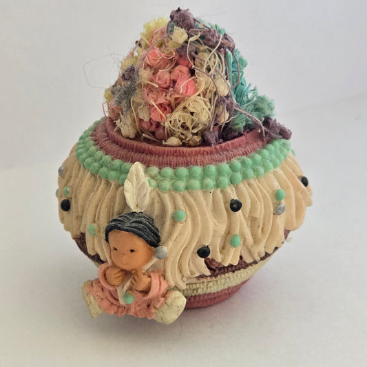 1997 Enesco Karen Hahn Mini Pot Figurine with Dried Flowers – #303364