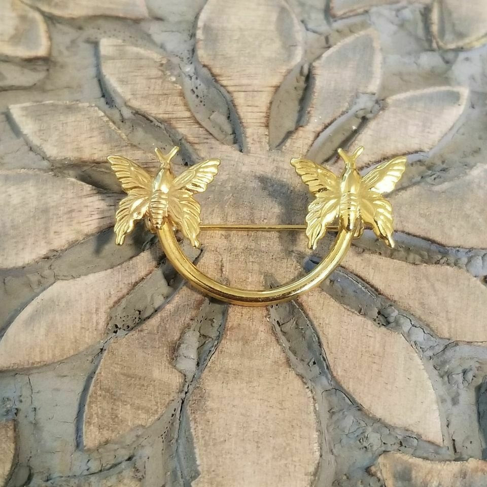 Gold Tone Double Butterfly Brooch