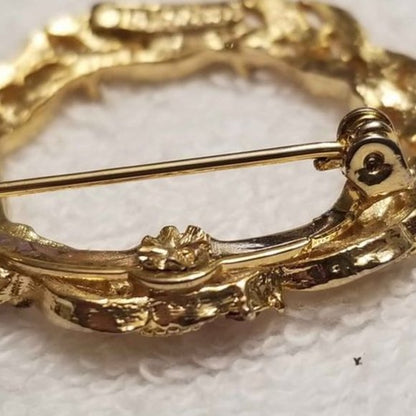 Vintage Gerry’s Wreath Brooch – Gold Tone Circle Pin with Pink Rhinestones