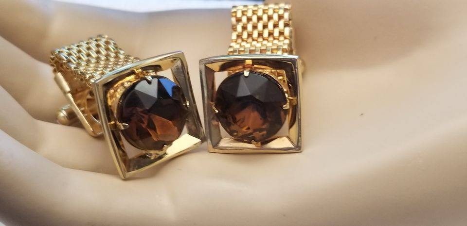 Gold Tone Wrap Around Cufflinks