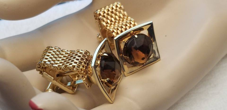 Gold Tone Wrap Around Cufflinks
