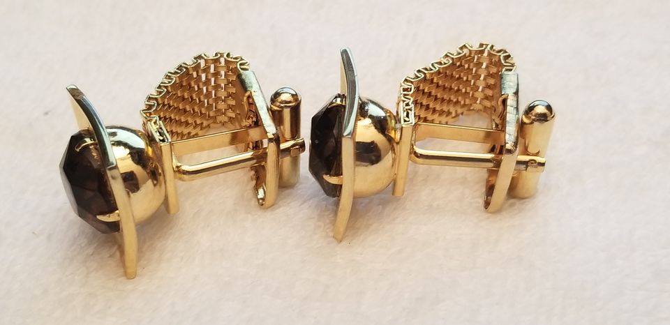 Gold Tone Wrap Around Cufflinks