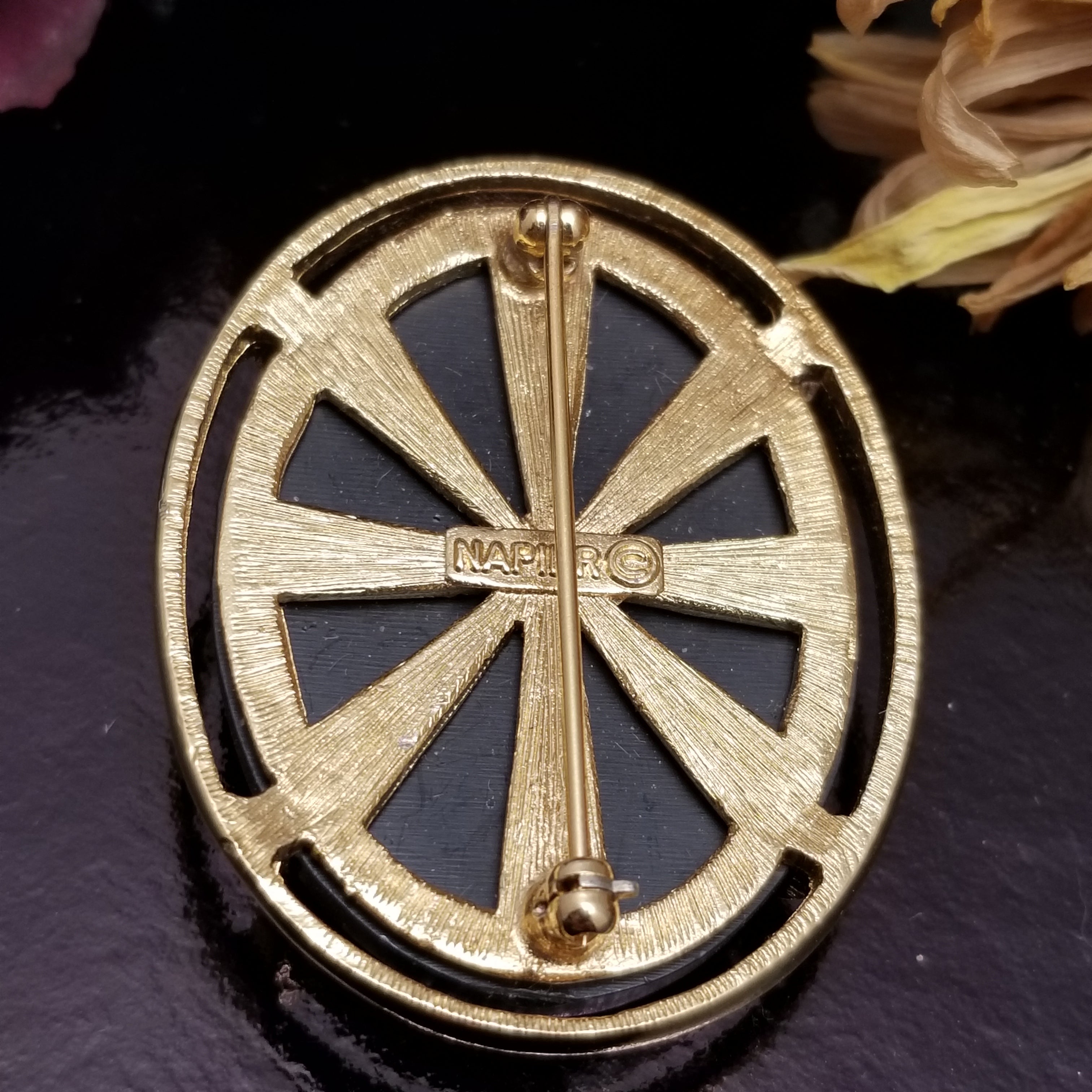 Vintage Gold Tone Napier Cameo Brooch