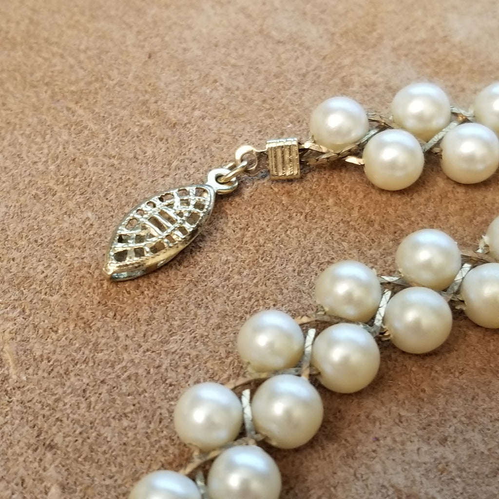 Vintage Avon Braided Simulated Pearl Chain Necklace