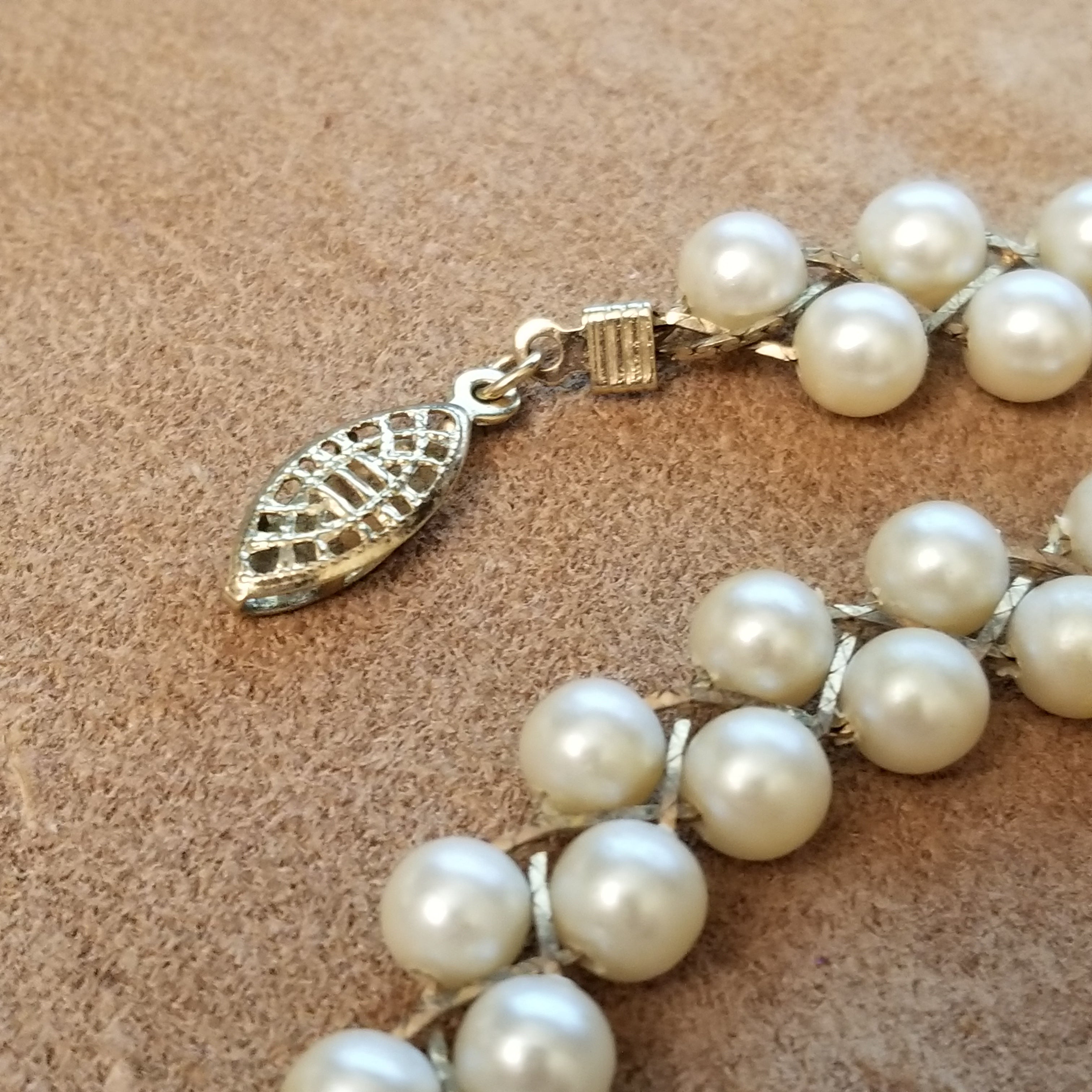 Vintage Avon Braided Simulated Pearl Chain Necklace