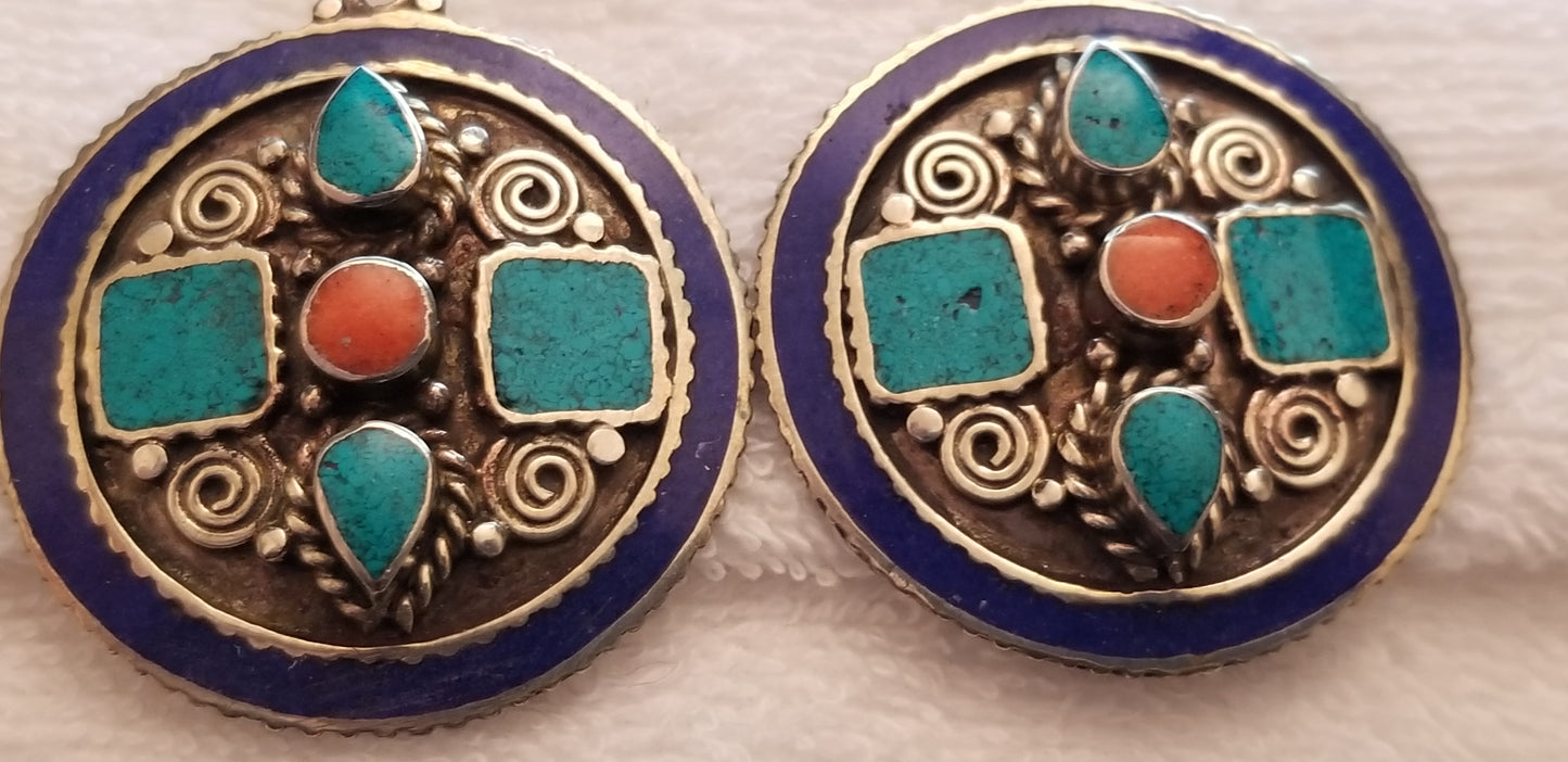 Vintage Round Southwestern Style Silver Tone Earrings