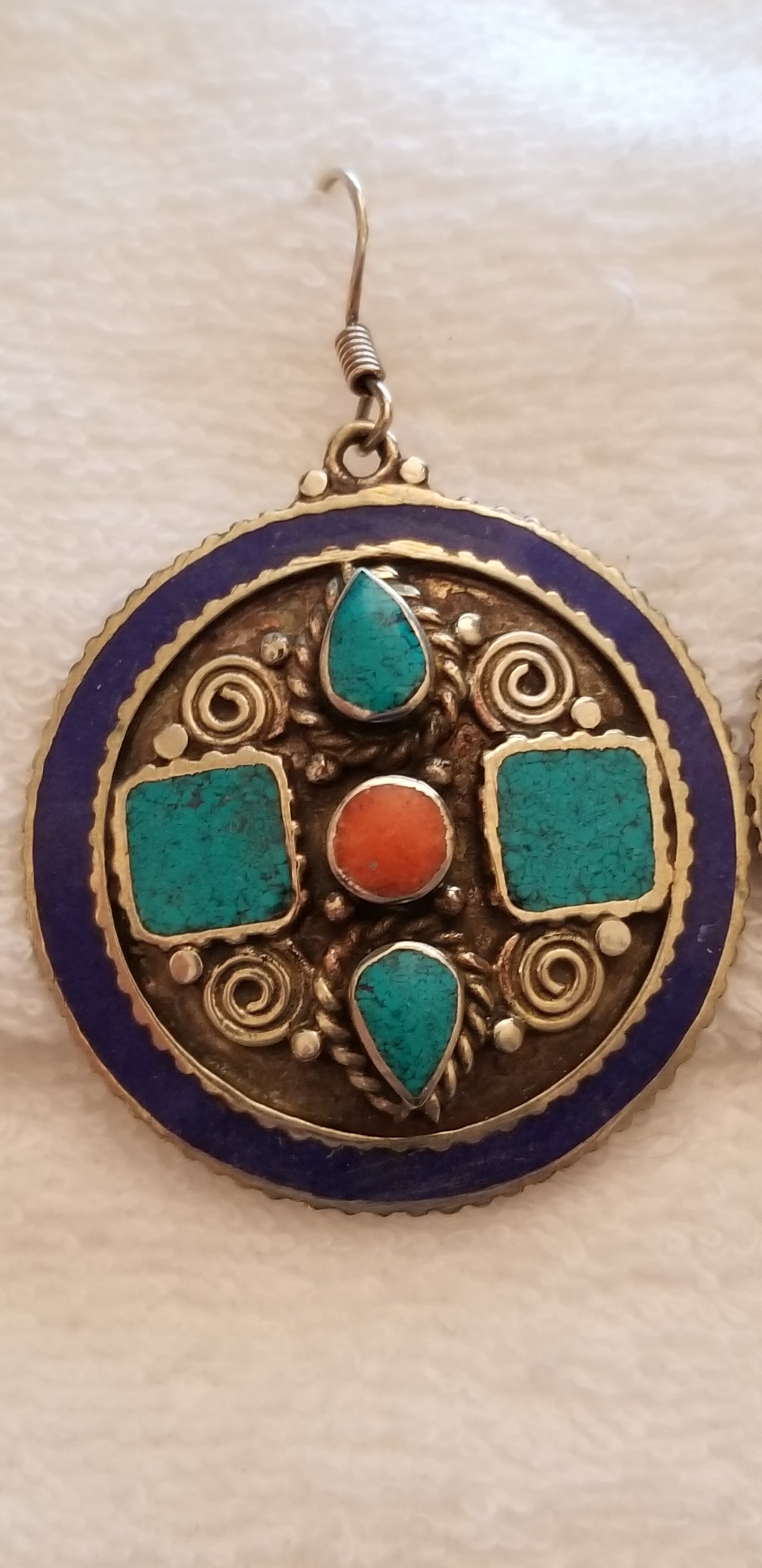 Vintage Round Southwestern Style Silver Tone Earrings