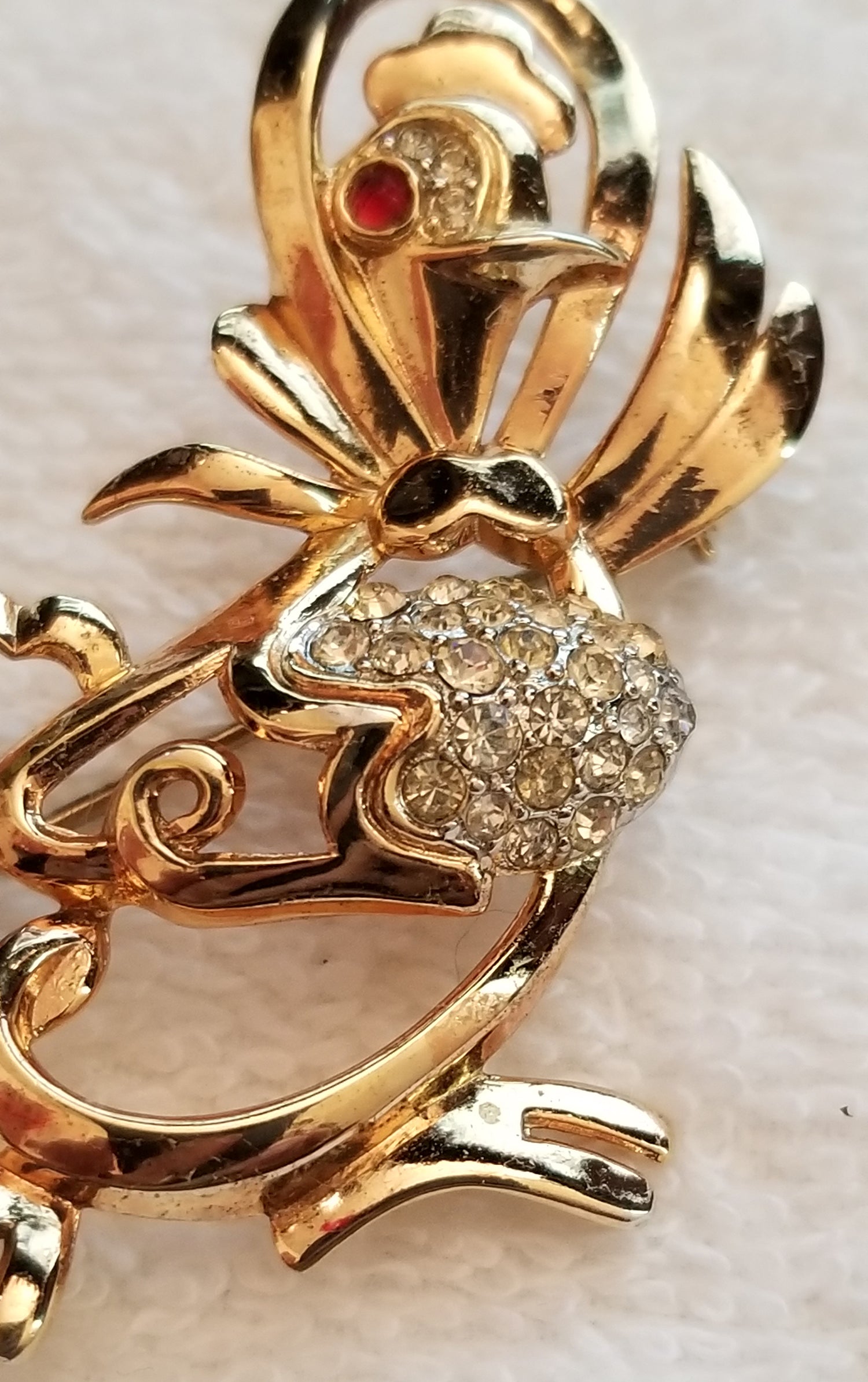 Vintage Trifari Mother Goose & Rhinestone Egg Brooch