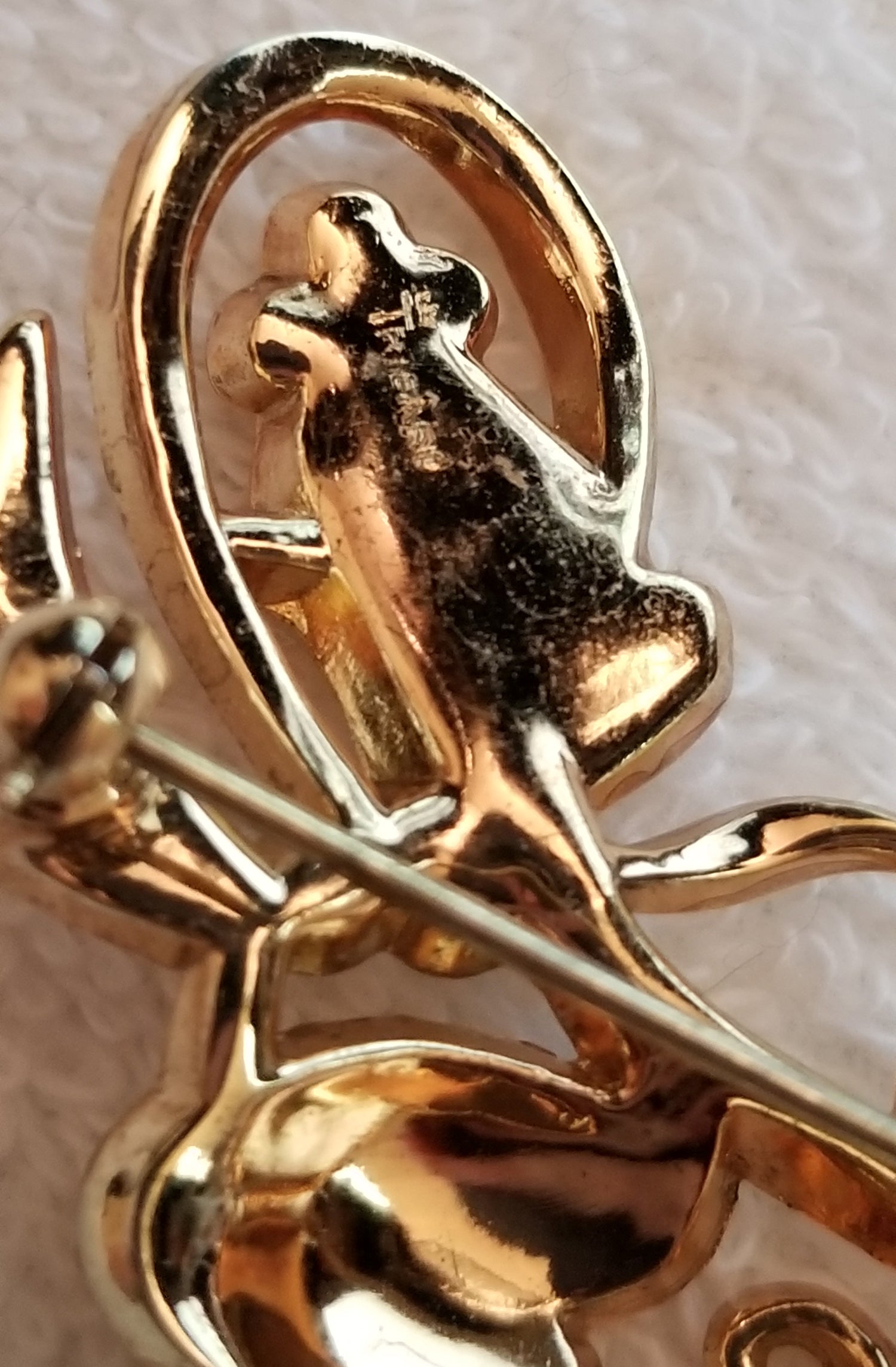 Vintage Trifari Mother Goose & Rhinestone Egg Brooch