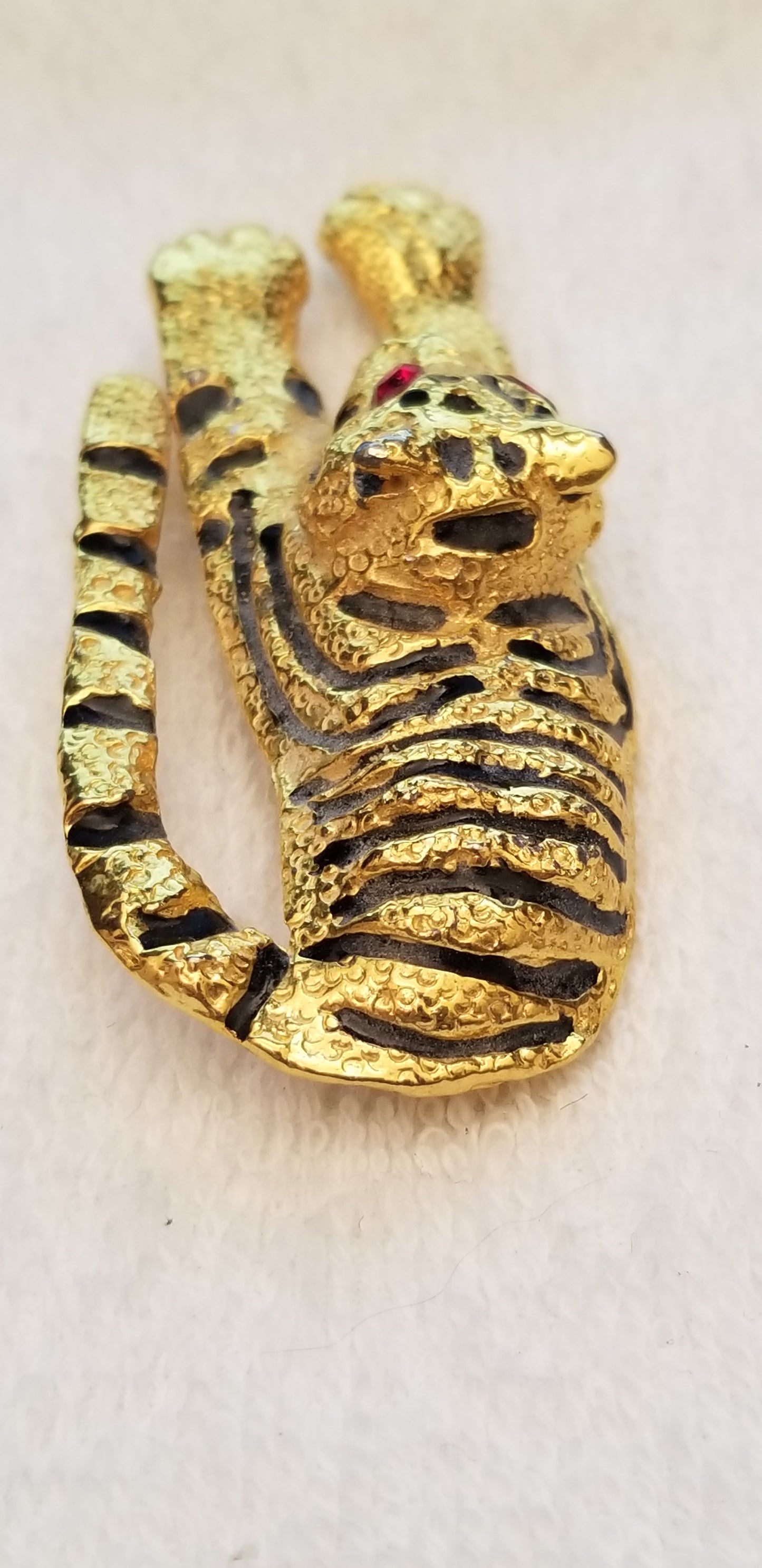 Gold Tone Red Eyed Tiger Brooch