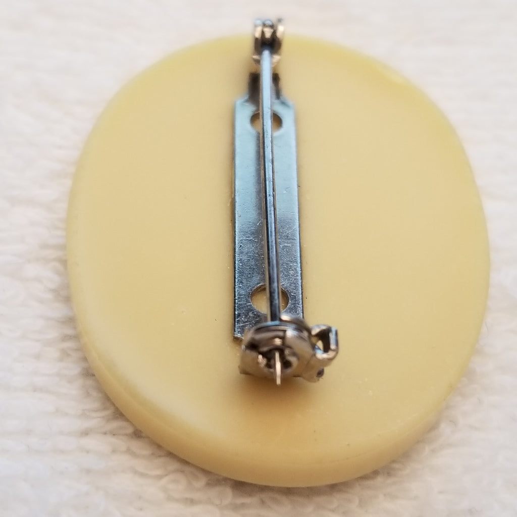 "Aslan" Carved Lion Resin Scrimshaw Oval Brooch