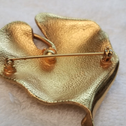 Gold Tone Leaf Brooch