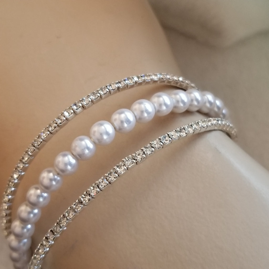 Dainty Napier Silver Tone Beaded Rhinestone Bracelet
