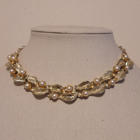 Vintage Gold Tone Choker Necklace