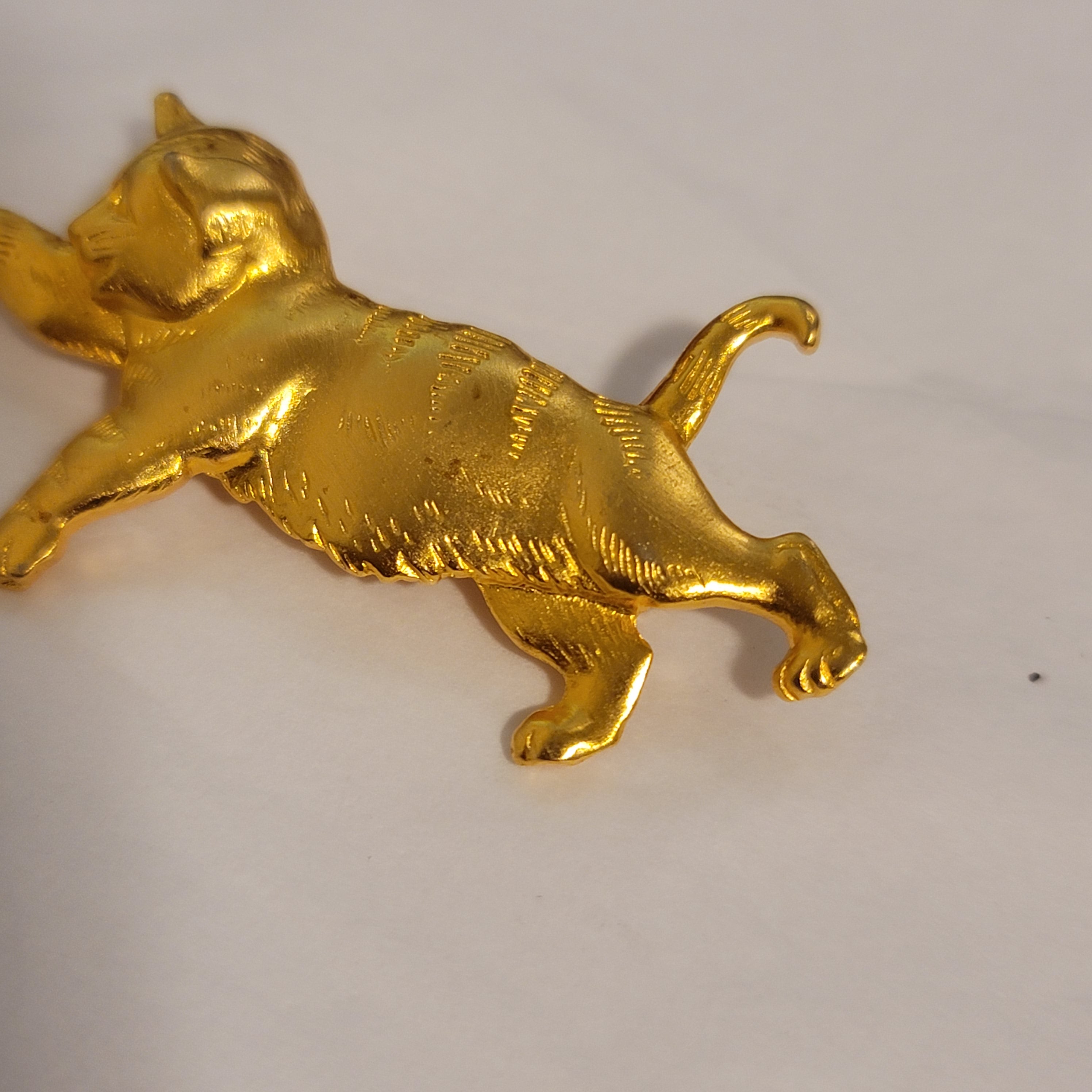 Vintage Playful Cat and Butterfly Gold Tone Brooch
