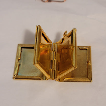 Vintage Gold Tone Photo Book Locket
