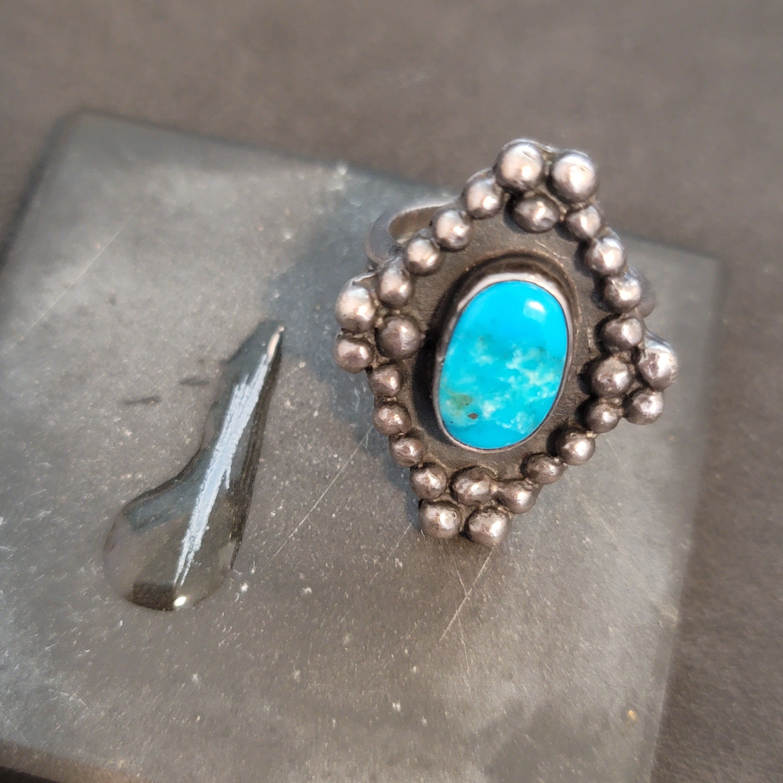 Vintage Southwestern Turquoise Color Ring