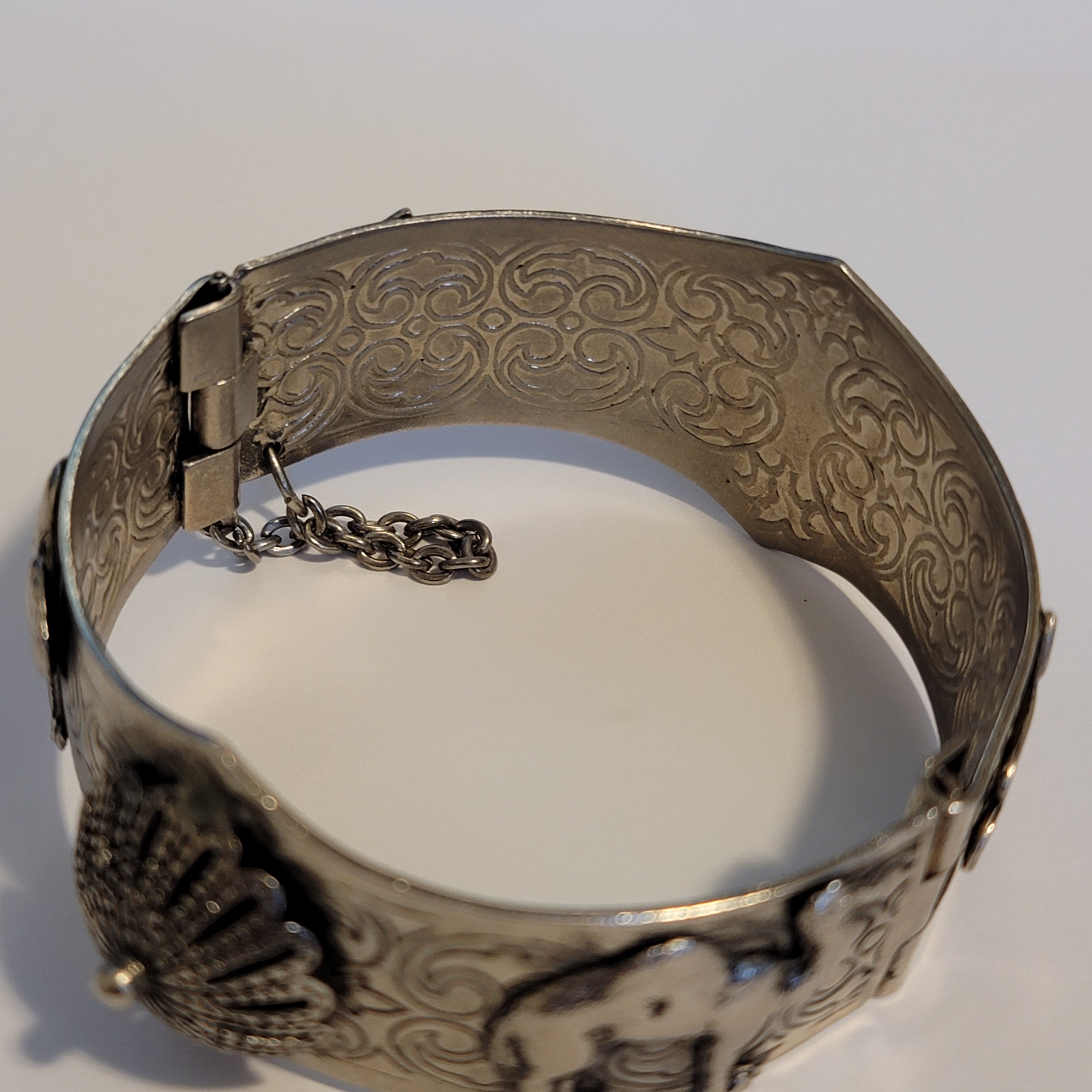 Silver Tone hinge Hamsa Camel Bracelet