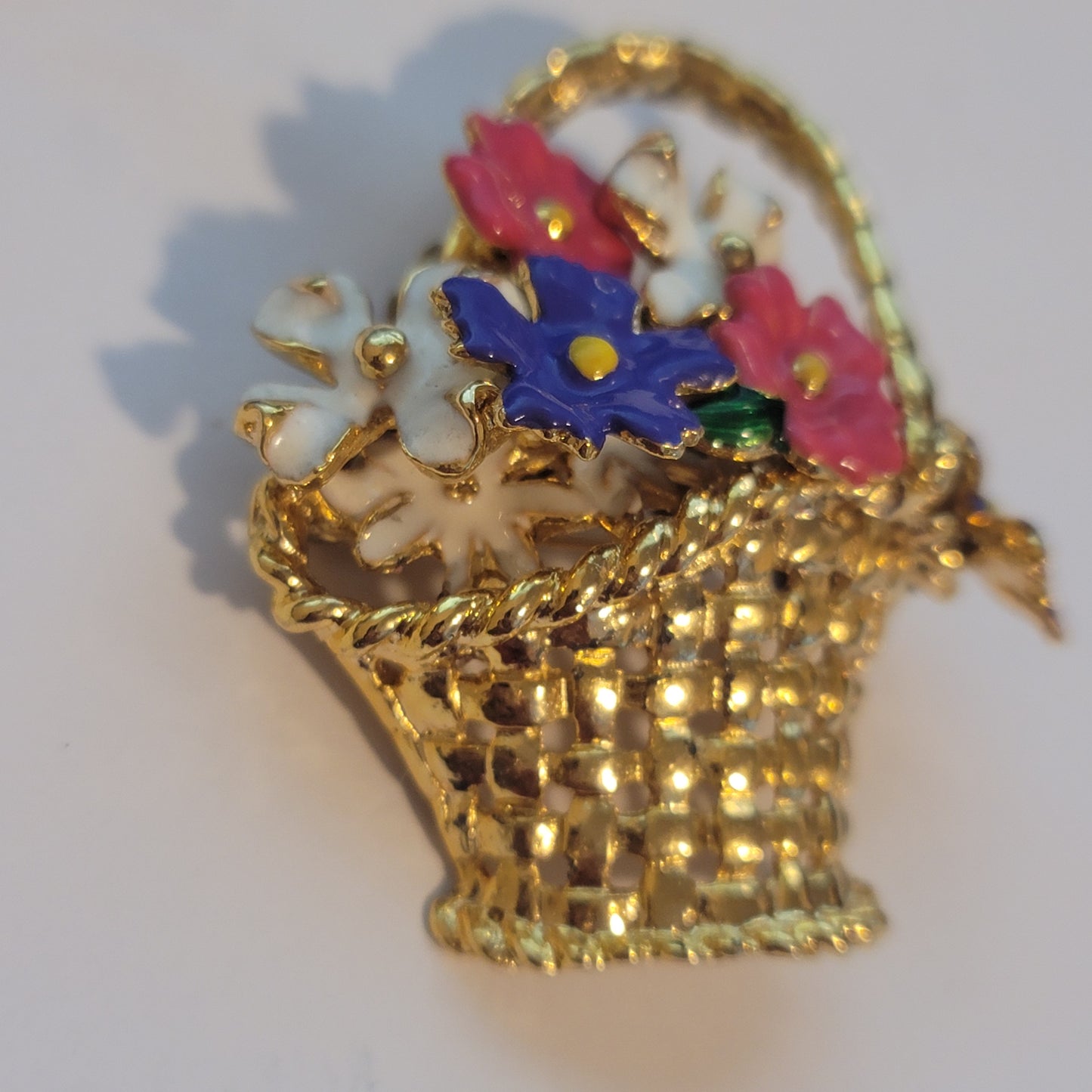 Vintage Gold Tone Flower Basket Brooch