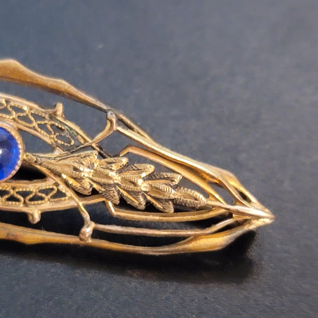 Vintage Gold Tone Blue Stone Brooch