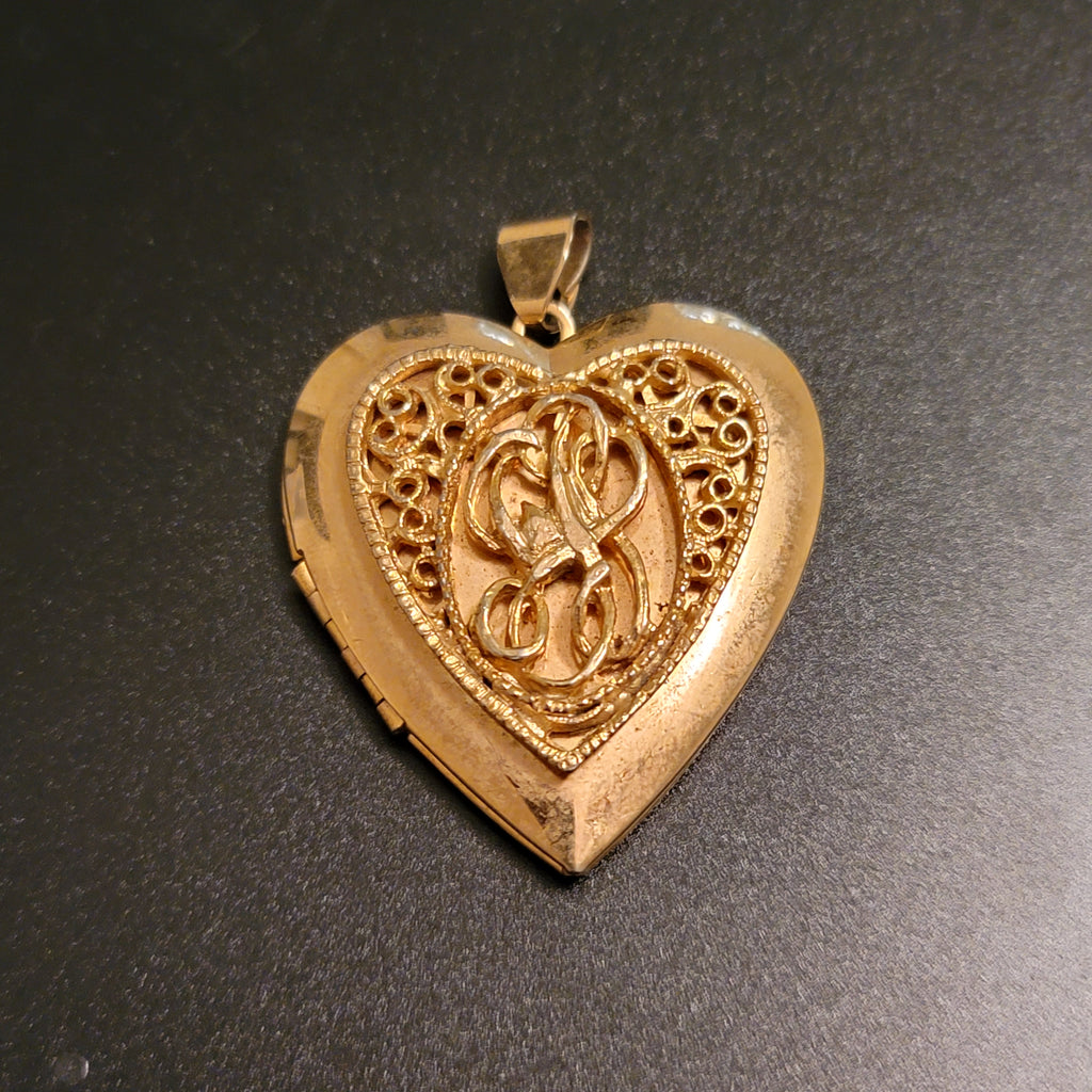 Vintage Gold Tone Heart Locket