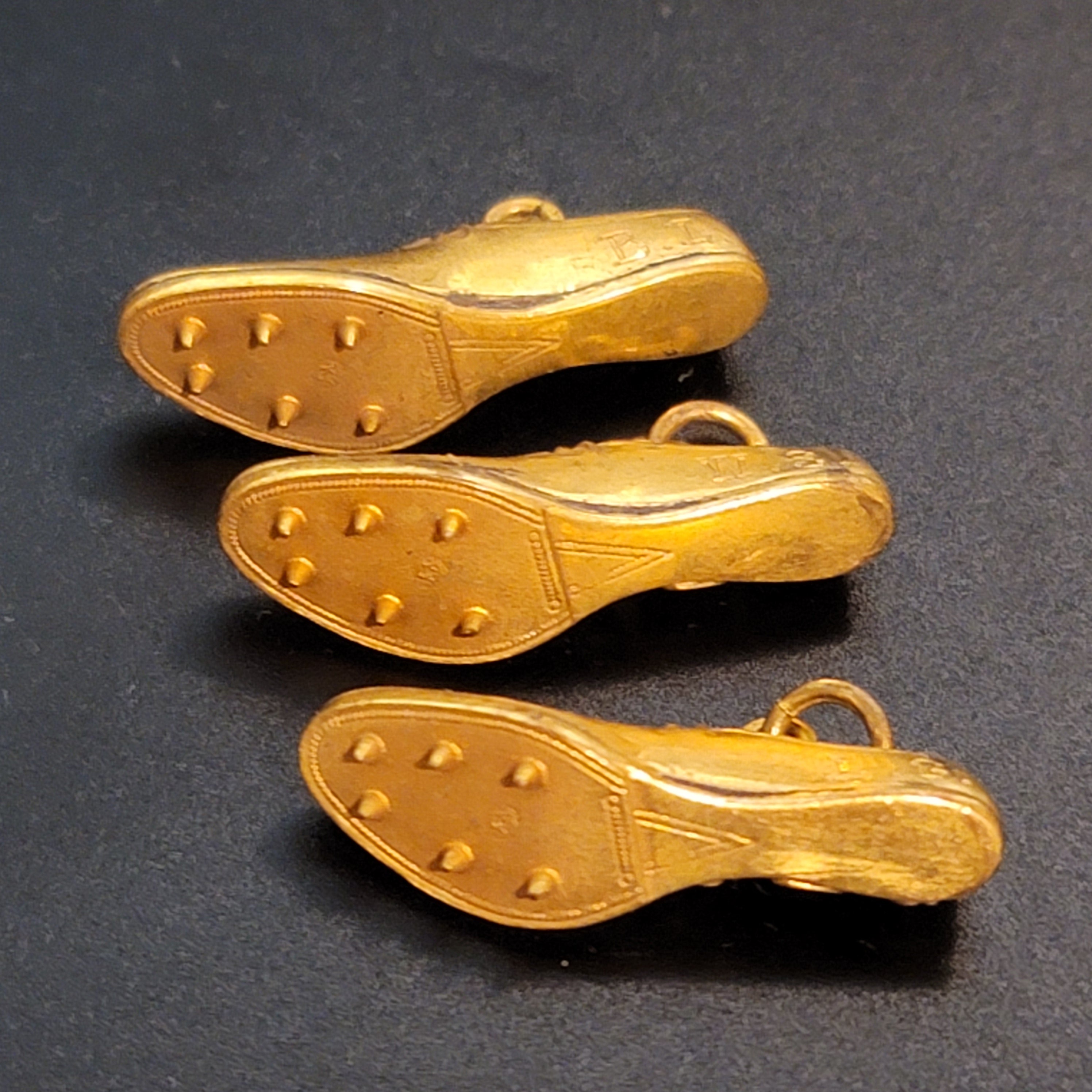 Vintage 1954 Cleat Running Shoes Charm