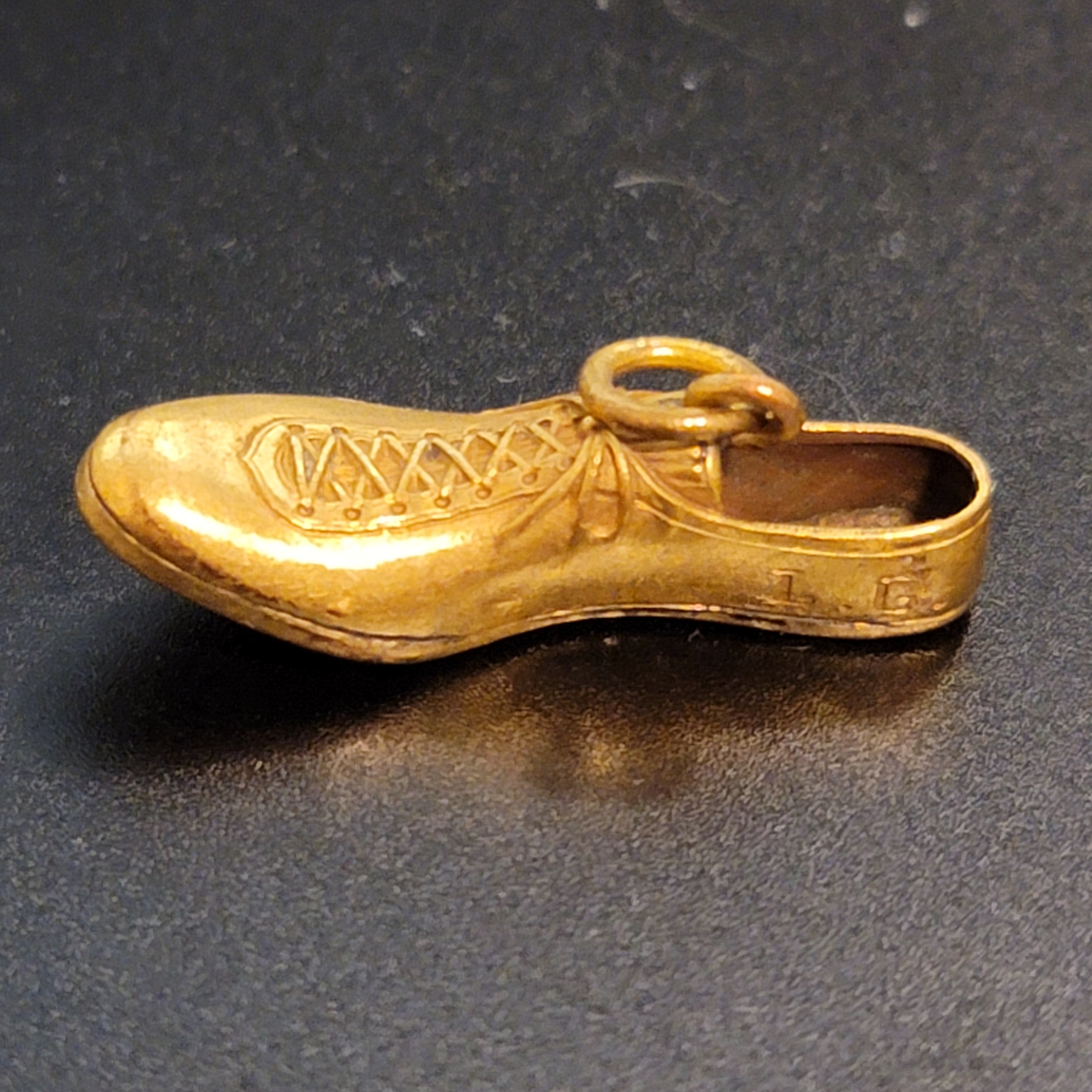 Vintage 1954 Cleat Running Shoes Charm