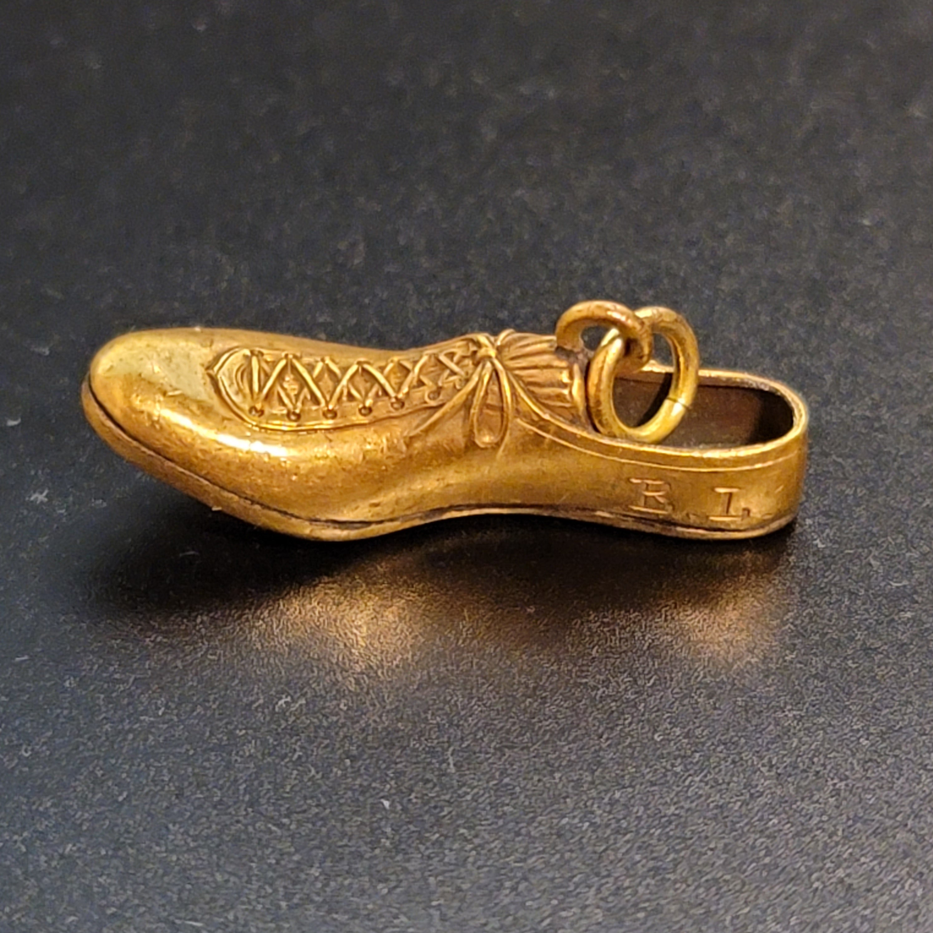 Vintage 1954 Cleat Running Shoes Charm