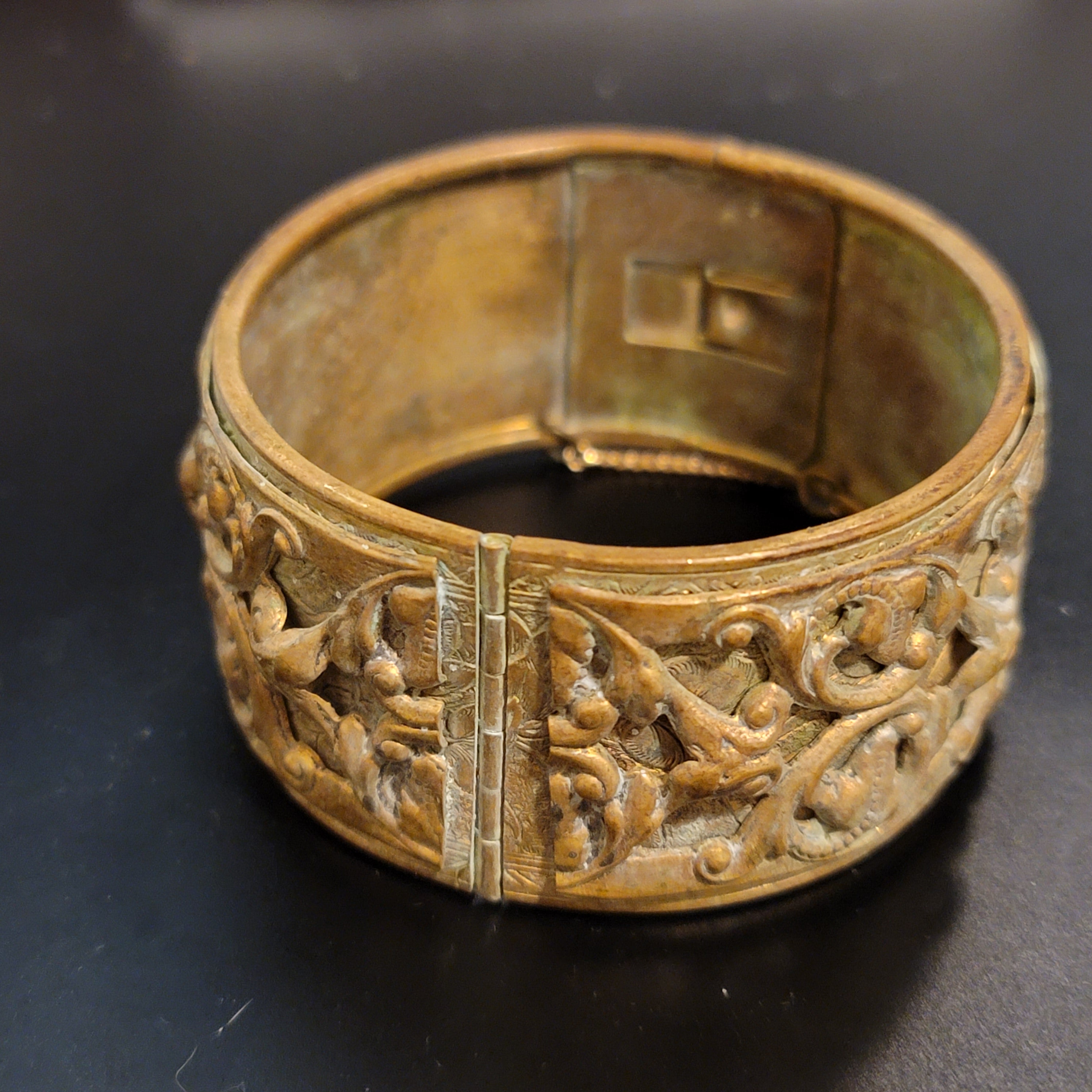 Vintage Brass Hinged Bracelet