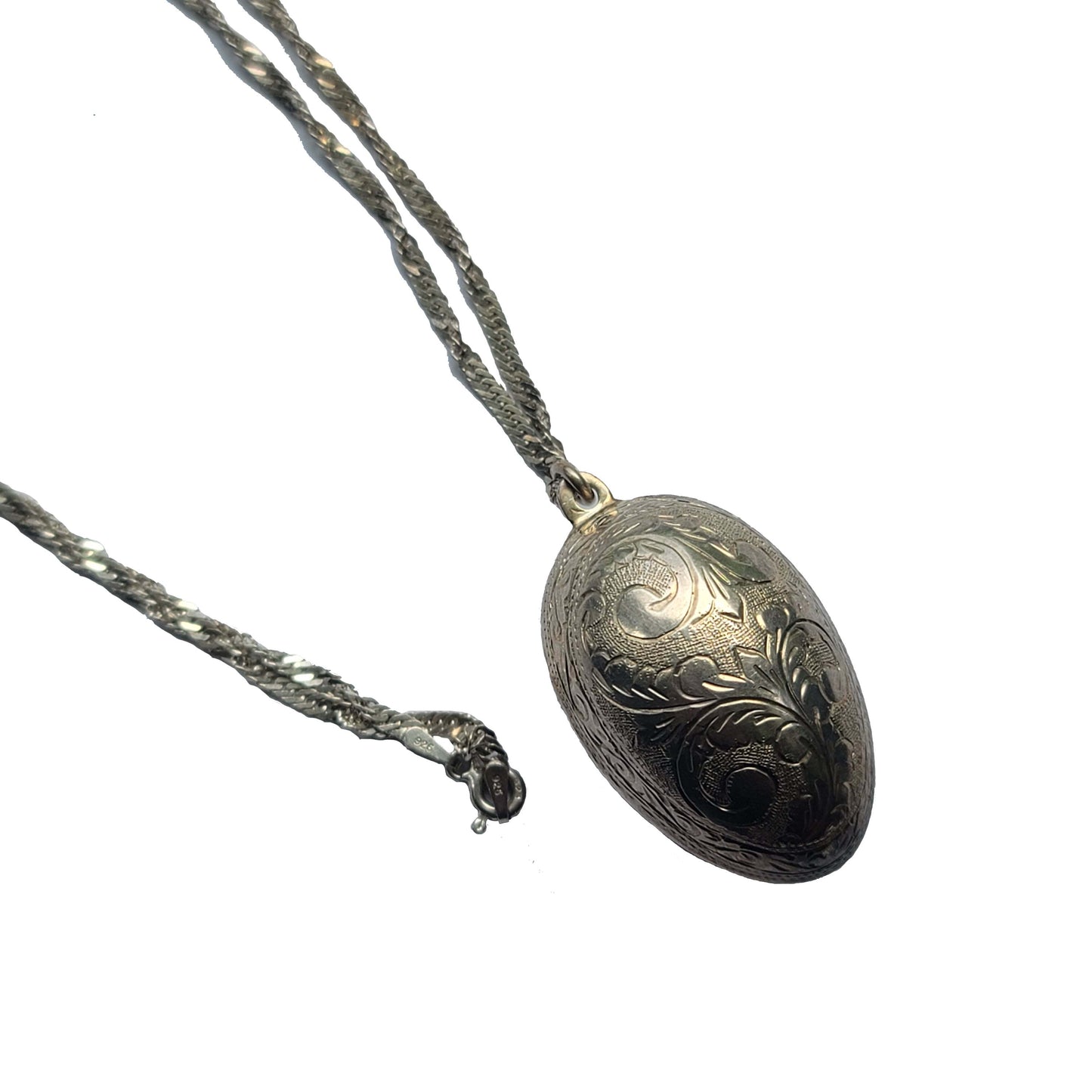 Vintage 925 Sterling Silver Engraved Egg Necklace