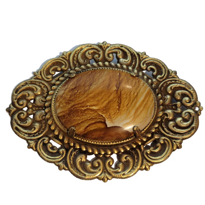 Gold Tone Gasper Cabochon Brooch