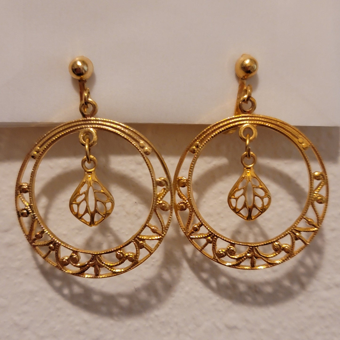 Gold Tone Dangle Filigree Clip On Earrings
