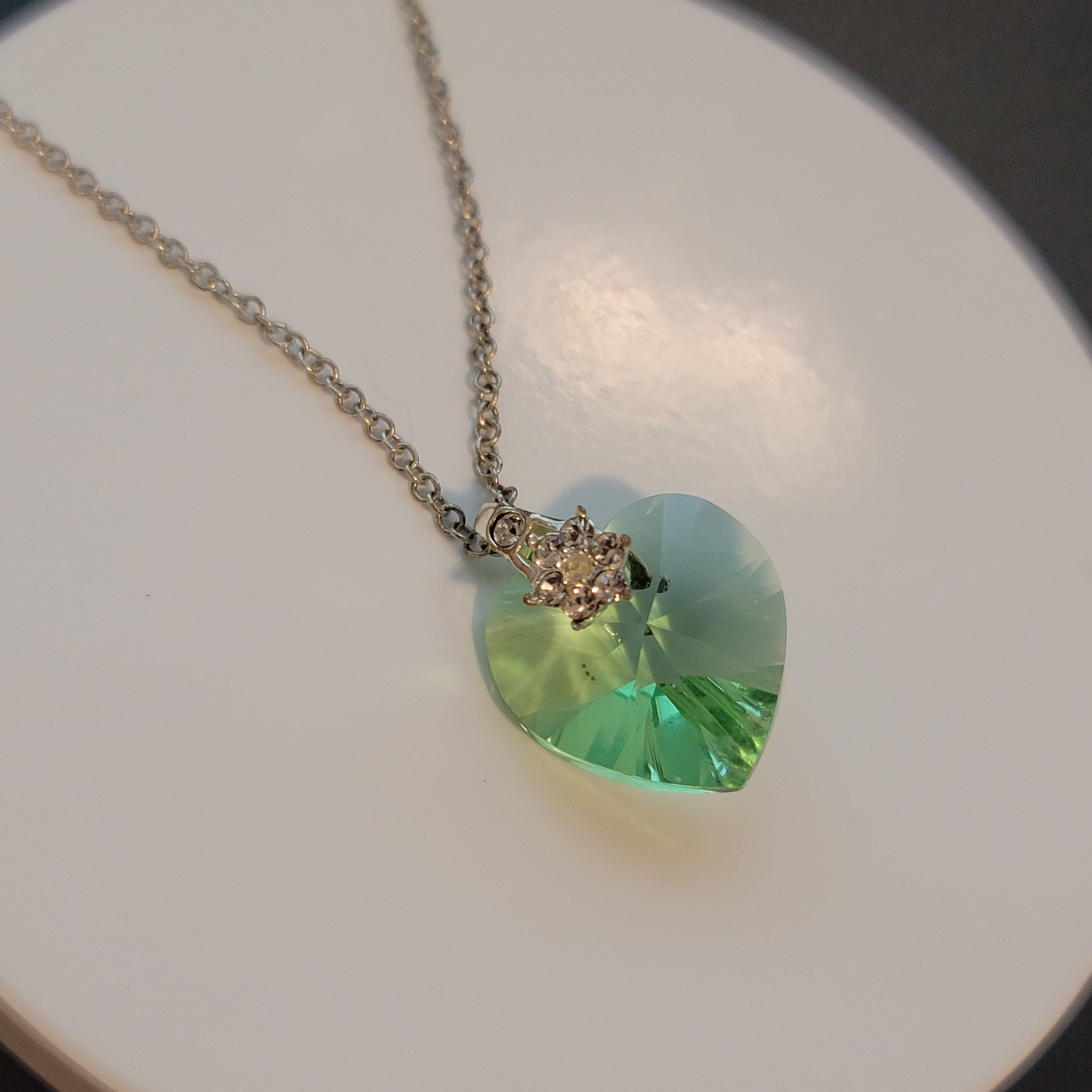 Silver tone Green Crystal Pendant Necklace