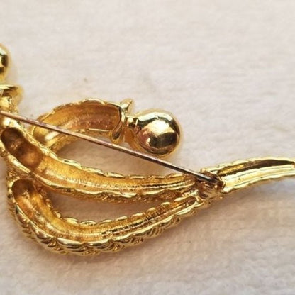 Vintage Gold Tone Faux Pearl Brooch