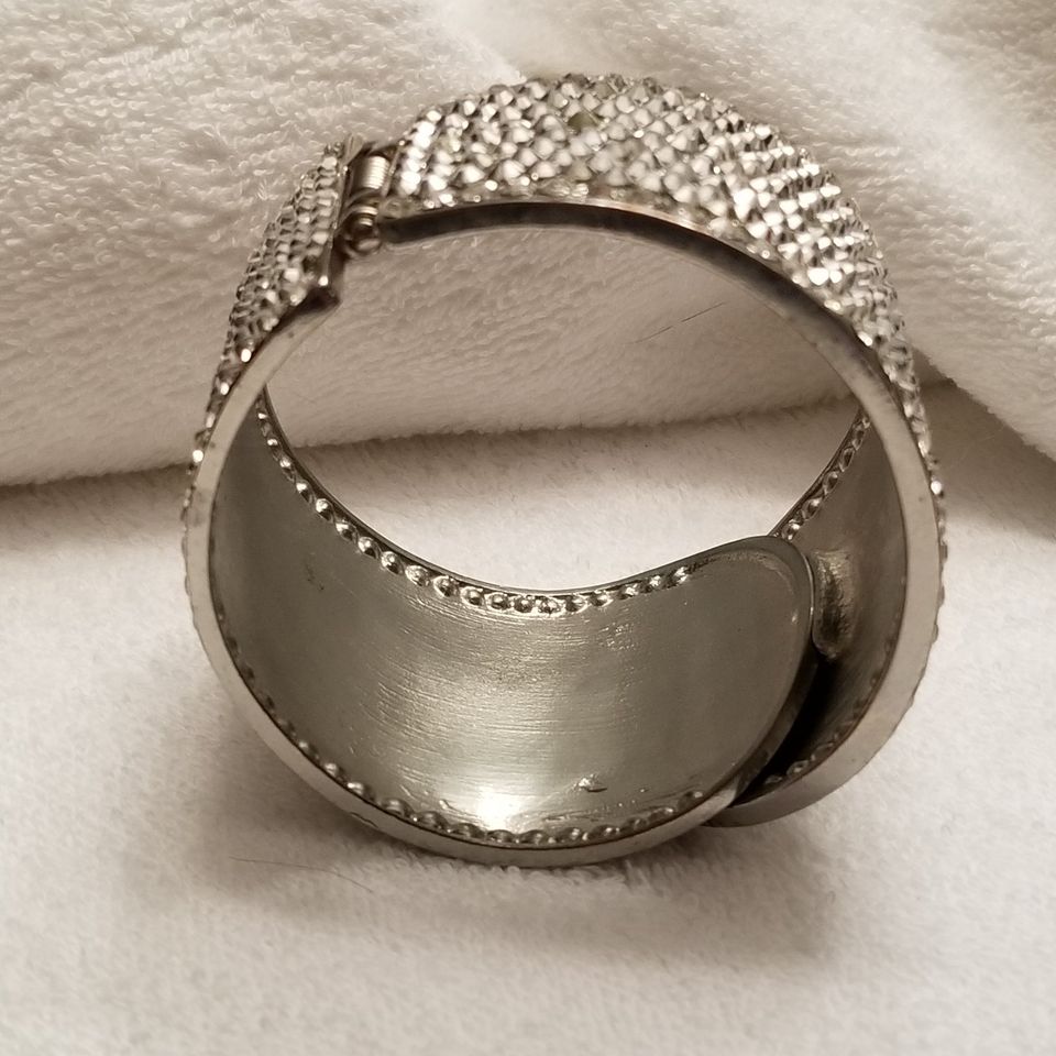 Silver Tone Rhinestone Hinge Bracelet