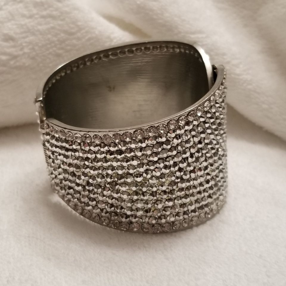 Silver Tone Rhinestone Hinge Bracelet