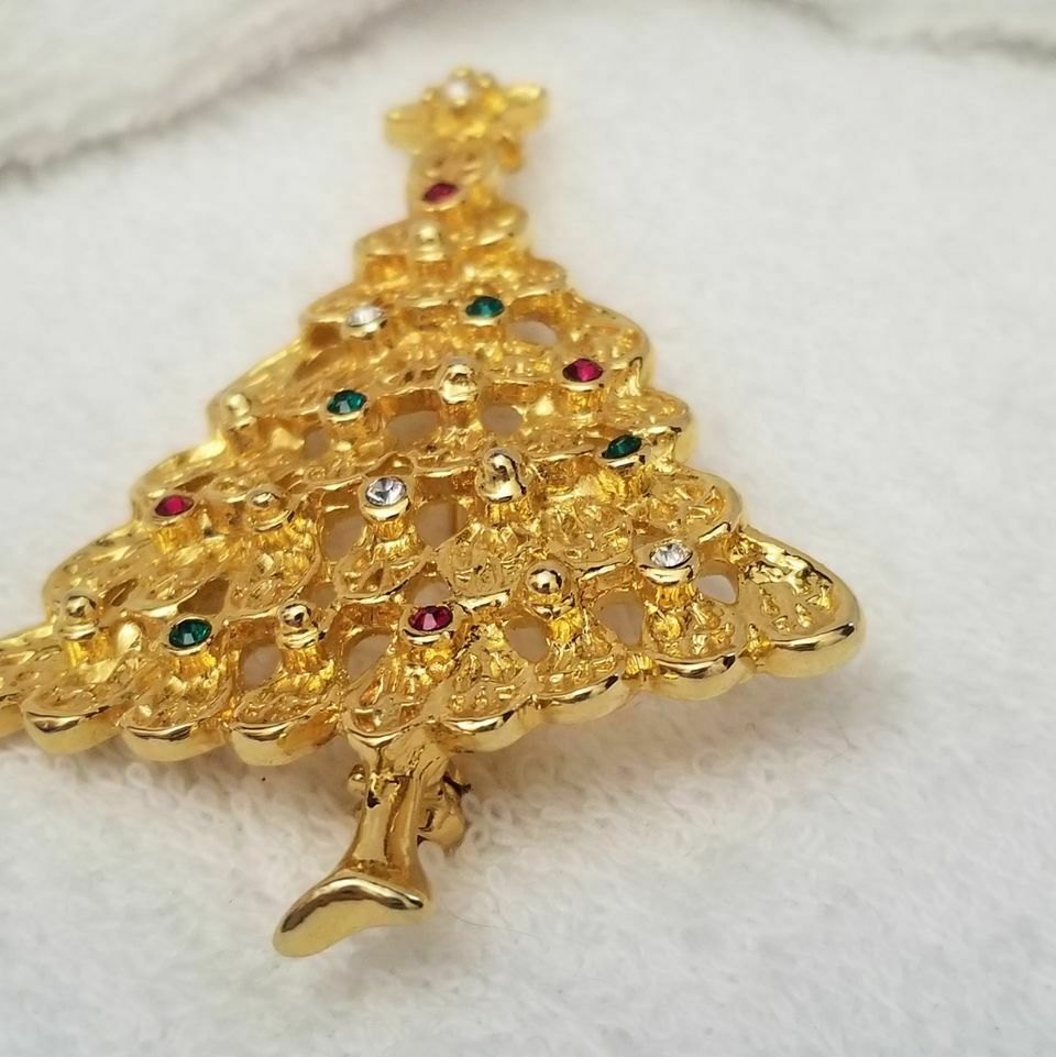 Gold Tone Christmas Tree Brooch